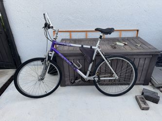 Mountain bike .