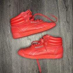 Size Women’s 7 / 5.5y Kids - Reebok 059503 Freestyle Red Straps Lace- Up Mid