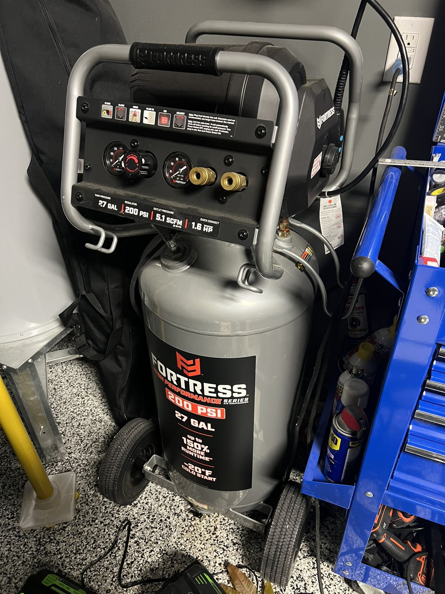 Fortress 27 Gallon/200 PSI Air Compressor