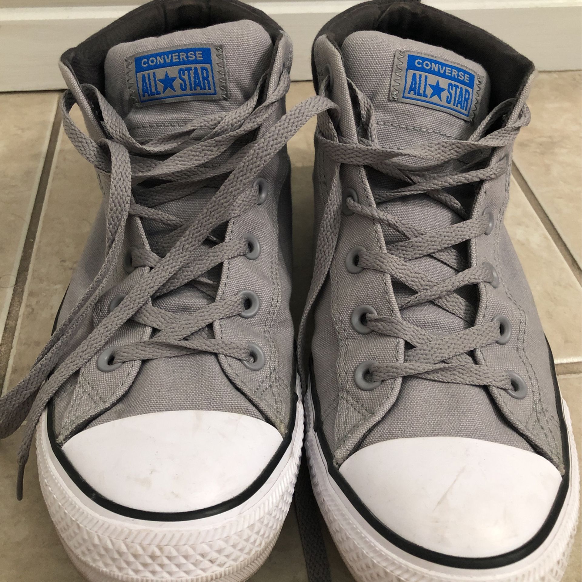 evne Forud type ubehag Converse All Star High Top Shoes ( Men Size 10) for Sale in Rancho  Cucamonga, CA - OfferUp