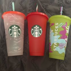 Starbucks Plastic Cups 