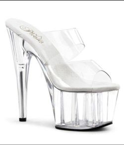Stilettos Platform Tacones  By Pleaser Sexy Than Ever🔥 
Heel: 7"
Size: 5-10