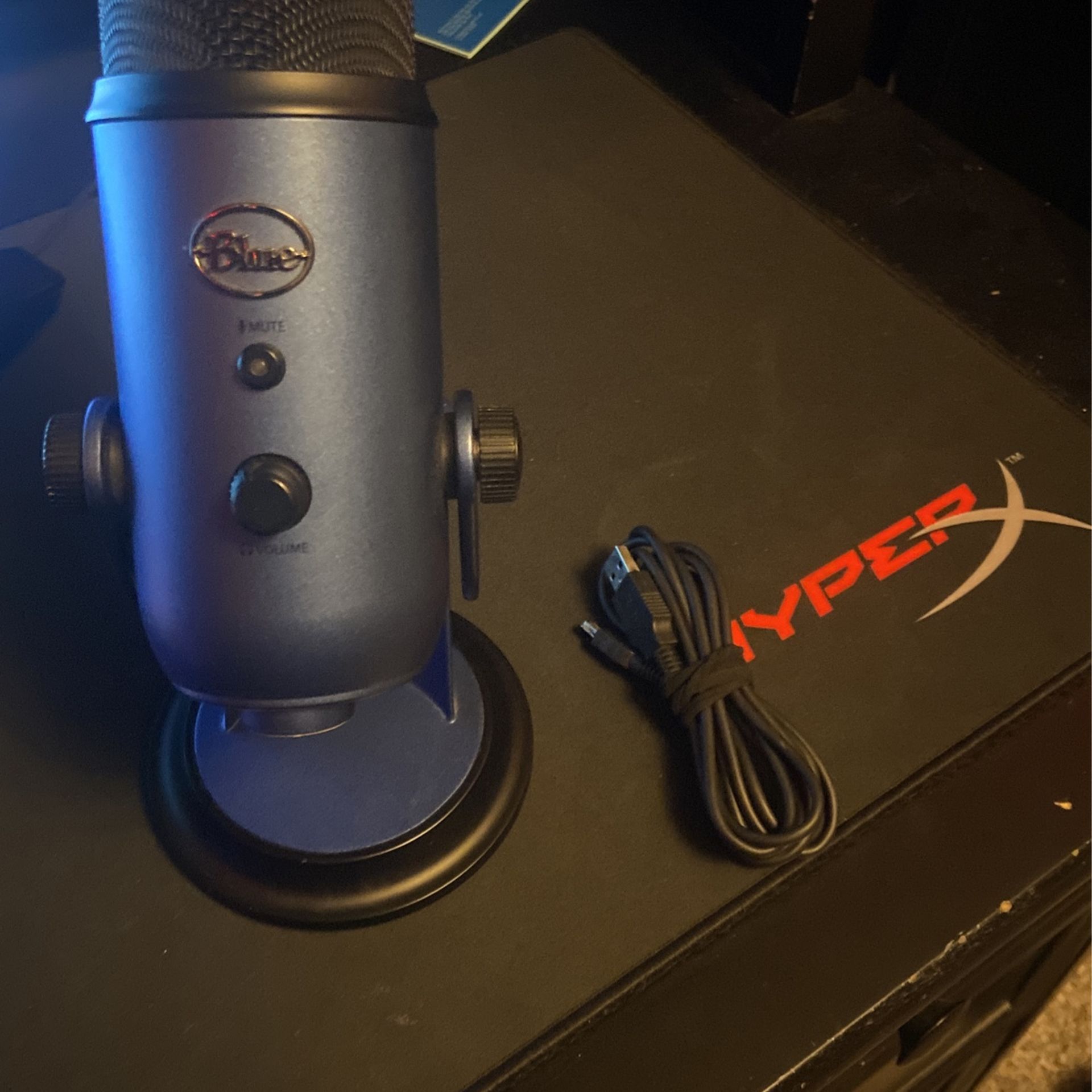 blue yeti Other - Electronics & Media