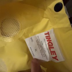 Flame Resistant , Rain Gear Includes (2) 1 L 1 Xl , Tops, (1)  Bottom Pants & Hood! 1 Set Is New! Heavy Duty! Great Deal!