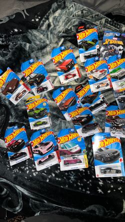 Hot wheel need them gone asap look at description