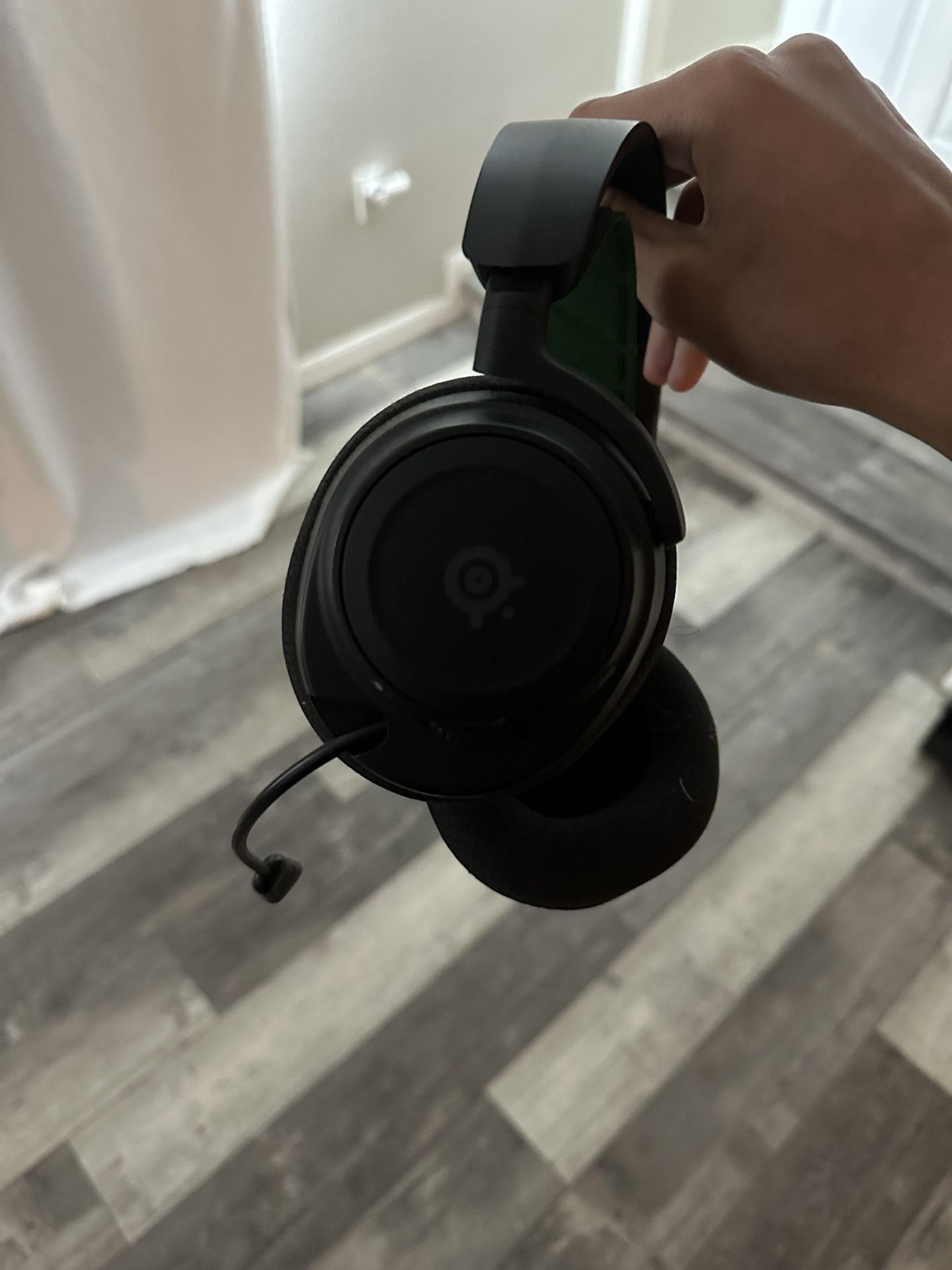 SteelSeries Arctis Nova 7 Wireless Gaming Headset