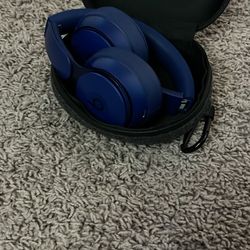 Beats Solo Pro Noise Canceling Headphones