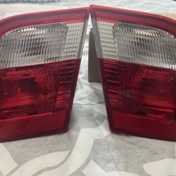 2001 BMW 325i. Back up lights