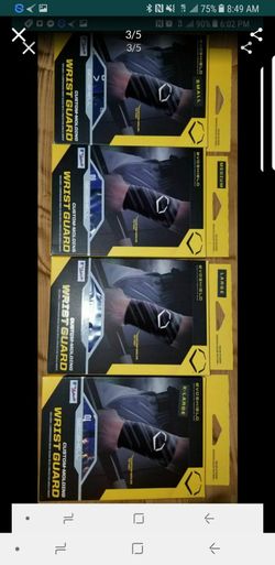 Brand New
EvoShield PRO-SRZ Protective Wrist Guard Custom Molded Red White
Men Sizes Small, Medium, Large, XL