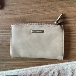 Max Studio Womens Wallet 