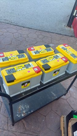 DH7 94R yellow AGM battery