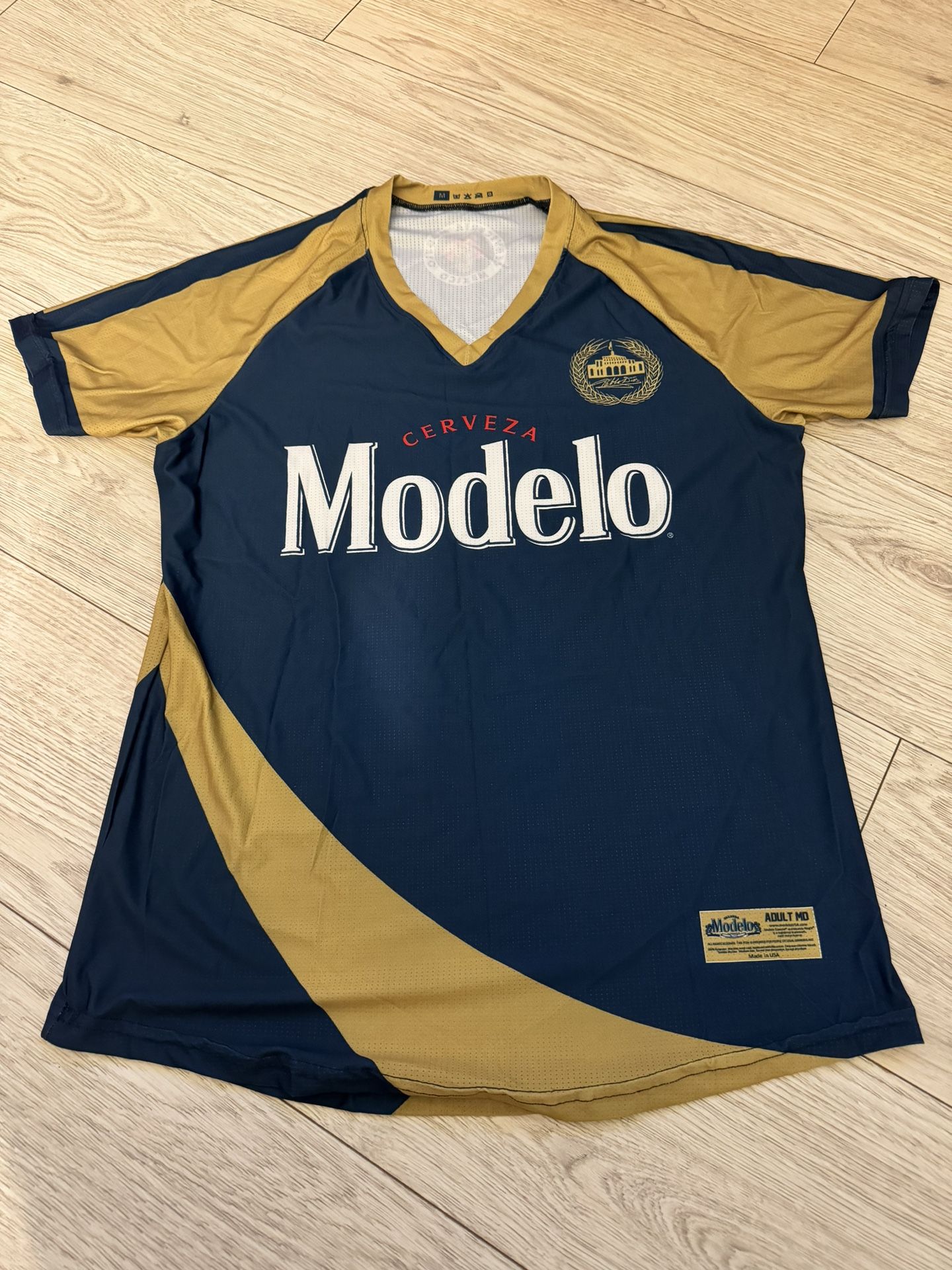 Modelo Soccer Jersey