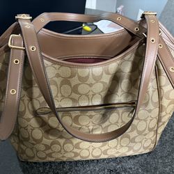 COACH Signature Meadow Shoulder Bag  KHAKI/ SADDLE
