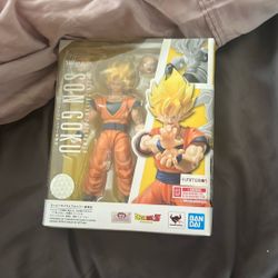 Sh Figure arts Super Sayin Goku Box Is Open But Hasnt Been Taken Out The Box