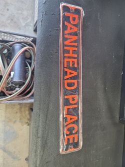Harley Davidson tin signs
