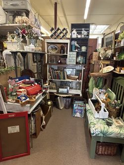 Vintage Furniture, Decor, Collectibles & Books