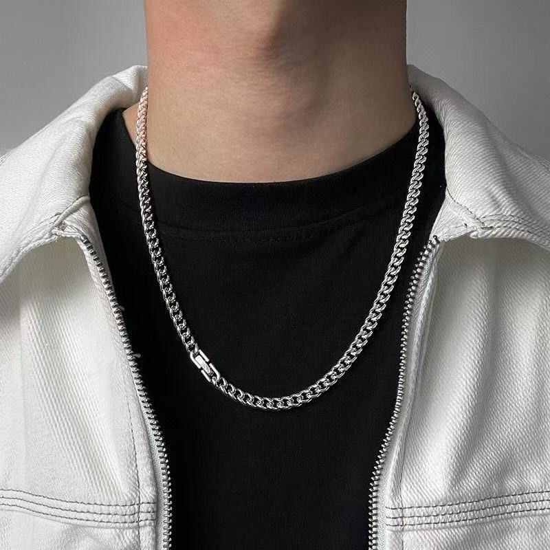Wang Jiaer’s same Cuban necklace, men’s versatile fashion high-end couple’s colorless titanium steel necklace accessories