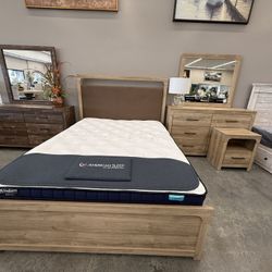 4 PC QUEEN BEDROOM SET 