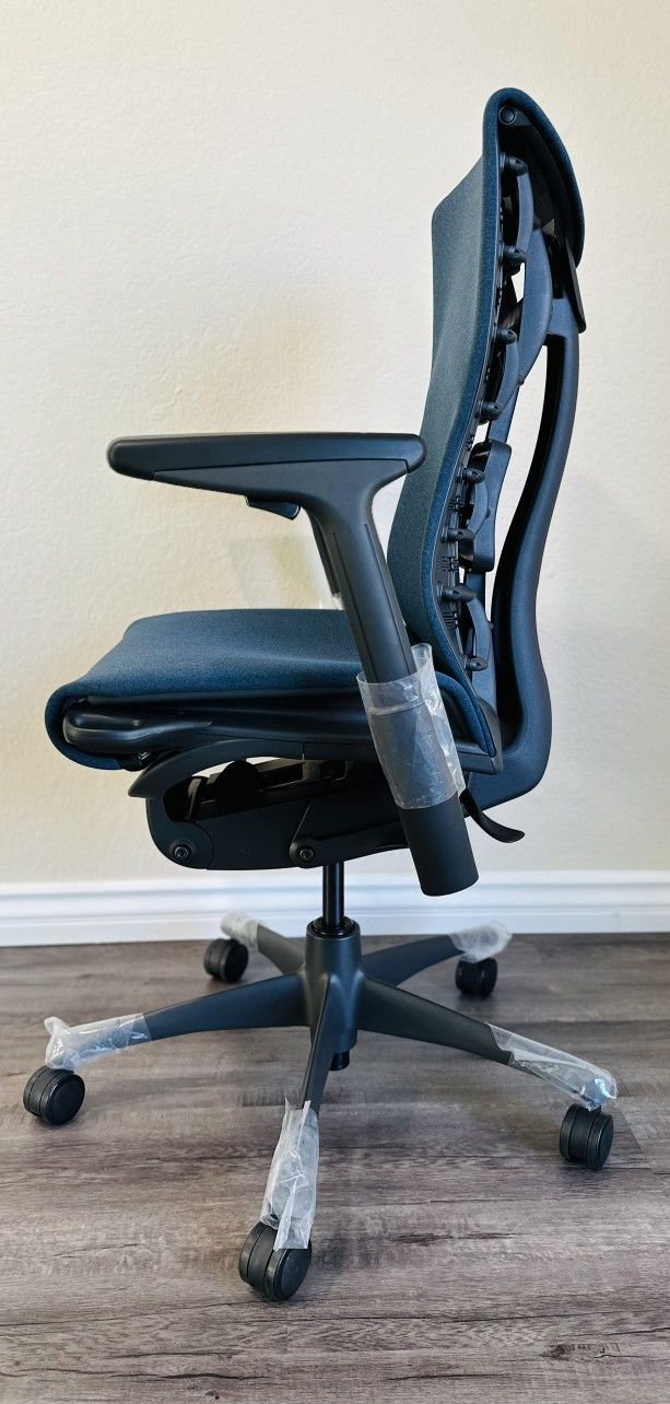 New Herman Miller Embody Nightfall Color Office equipment & Supplies