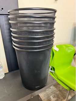 Metal Mesh Trash Can in black