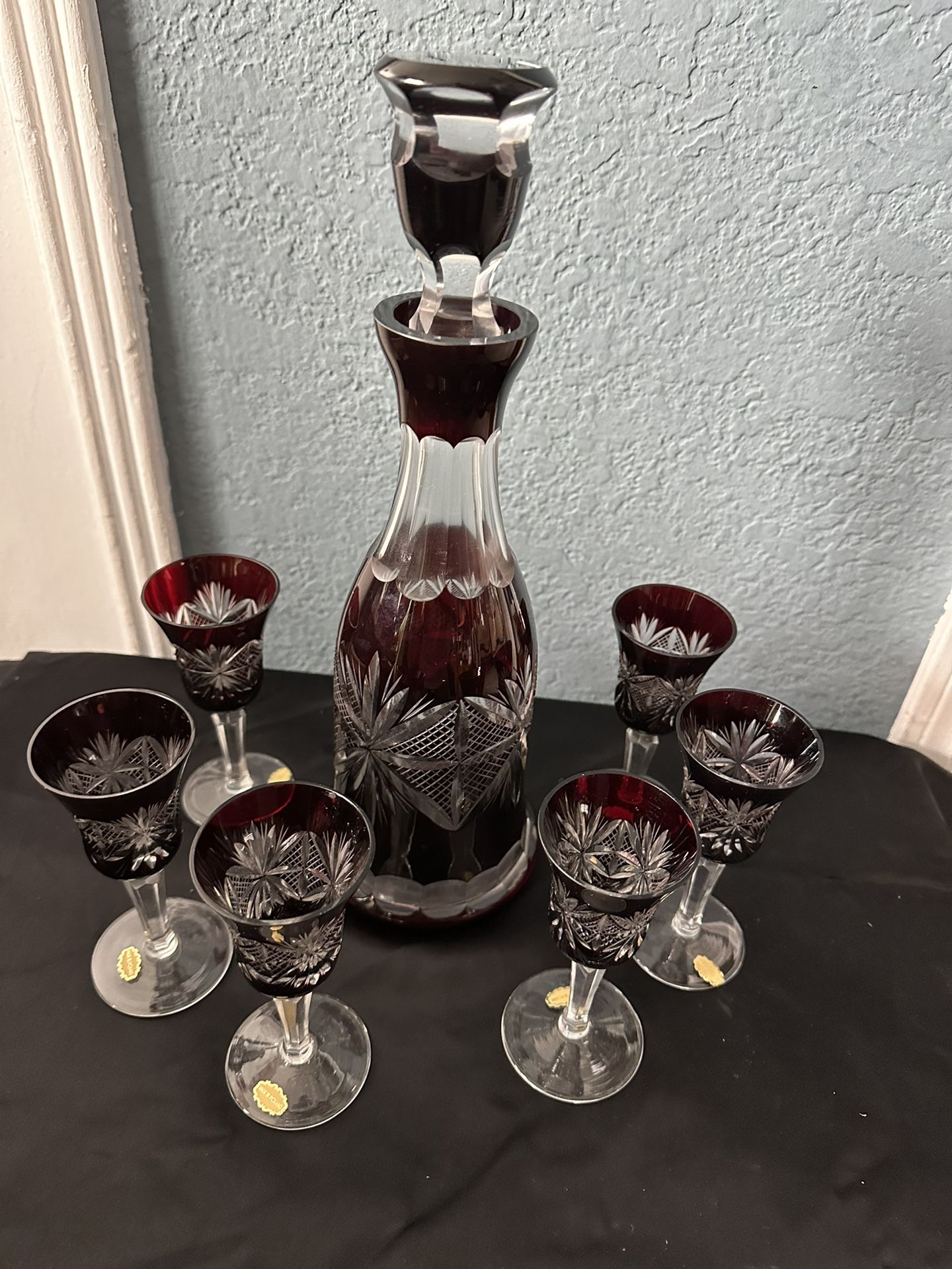 Elegant Ruby Red Cut to Clear Wine Sherry Decanter with Six Glasses