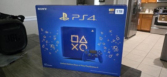 Playstation 4 Days Of Play Limited Edition Blue