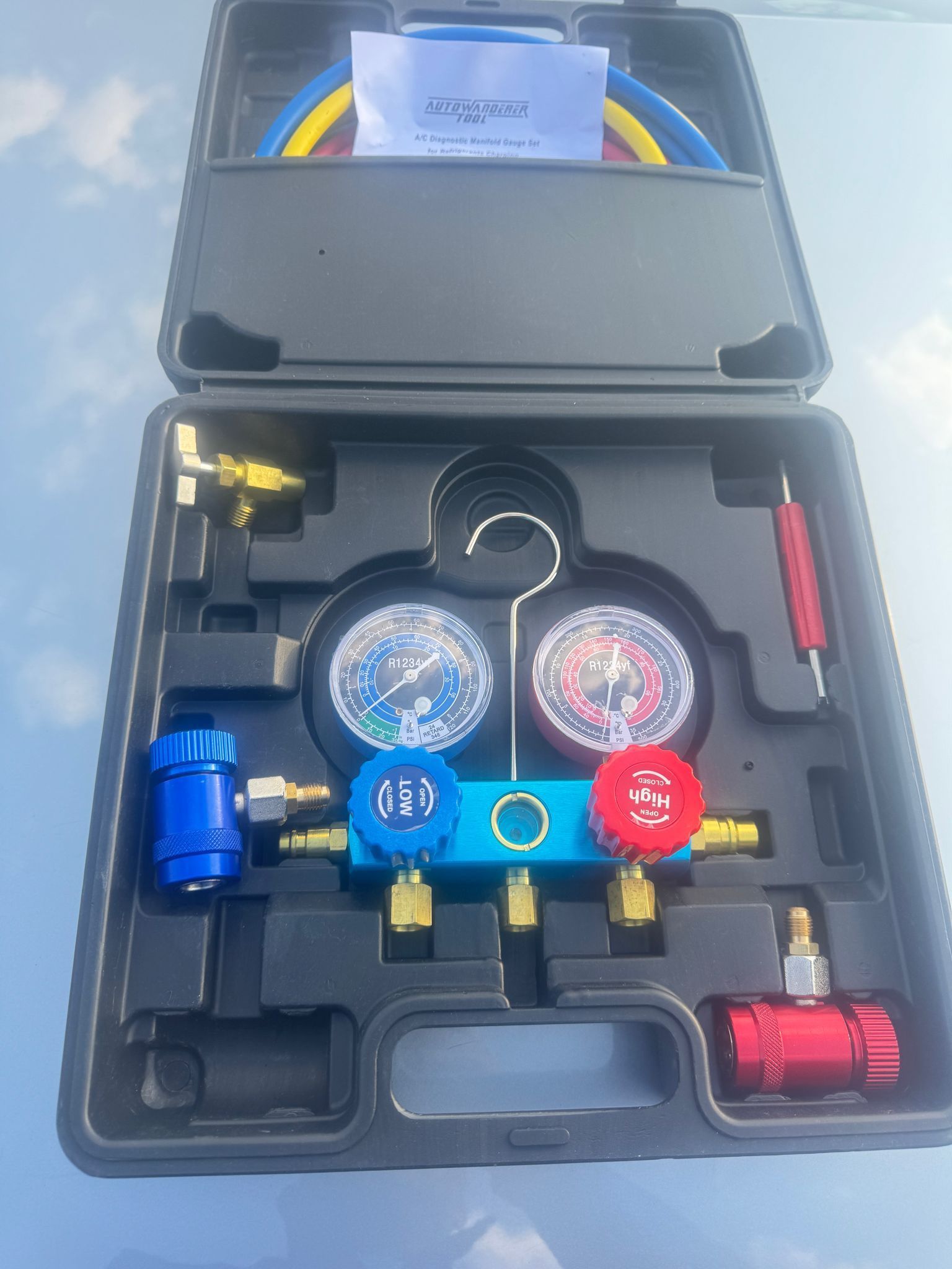 R1234yf AC Gauges, 3 Way 1234yf AC Manifold Gauge Set Car Air Conditioner Recharge Kit with 5FT Hoses R1234yf Quick Couplers Valve Core Remover
