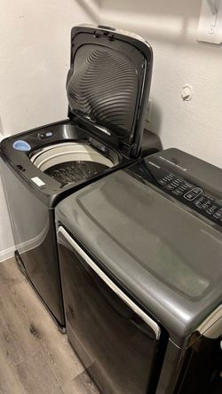Black Samsung Washer Dryer