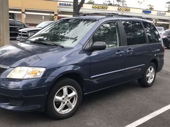 2003 Mazda MPV