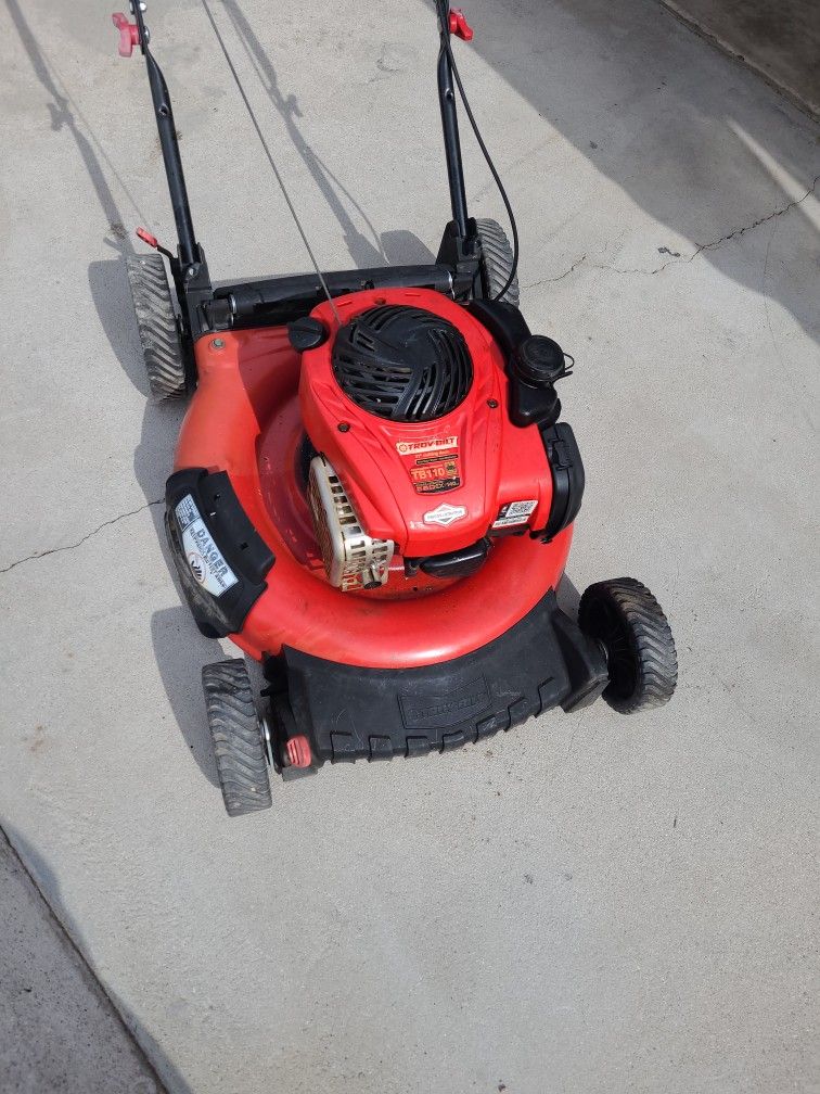 Troy built lawn mower without bag for Sale in Mesa, AZ OfferUp