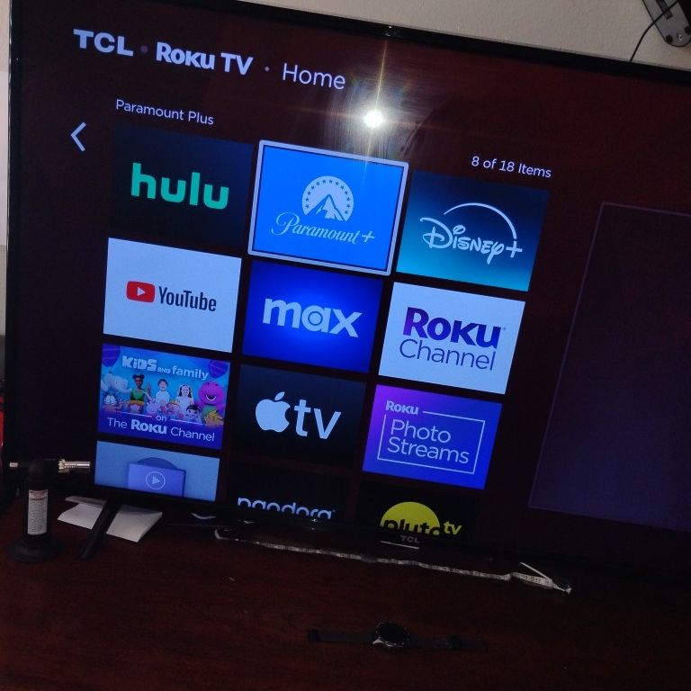 TCL Smart TV Roku 