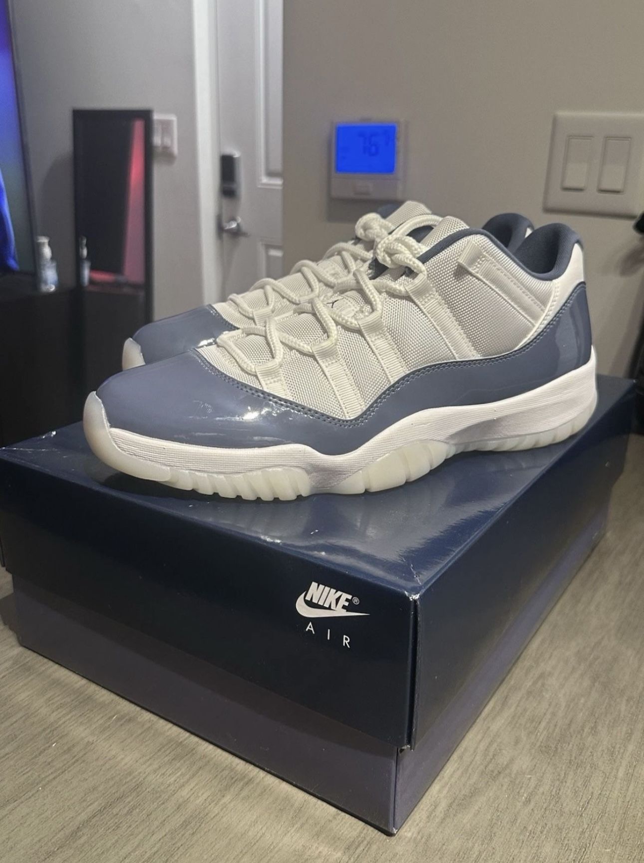 Jordan 11 Low Diffused Blue Men’s Size 12