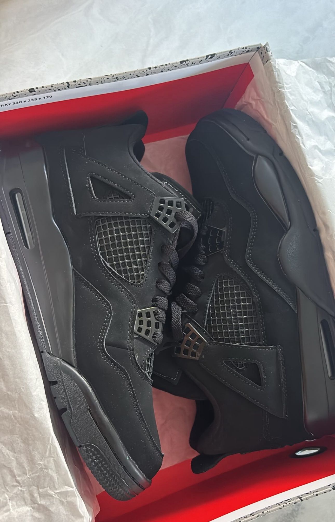 Retro 4 Black Cats