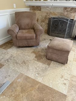 Swivel Chair And Ottoman
