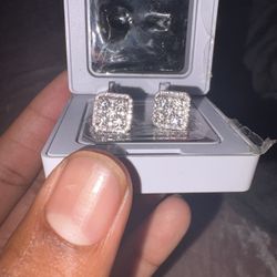 Diamond Earrings 