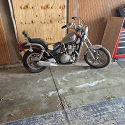1993 500 CC Kawasaki Vulcan 