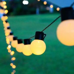 Outdoor G50 LED Globe String Lights – 2 Sets, 4 strands