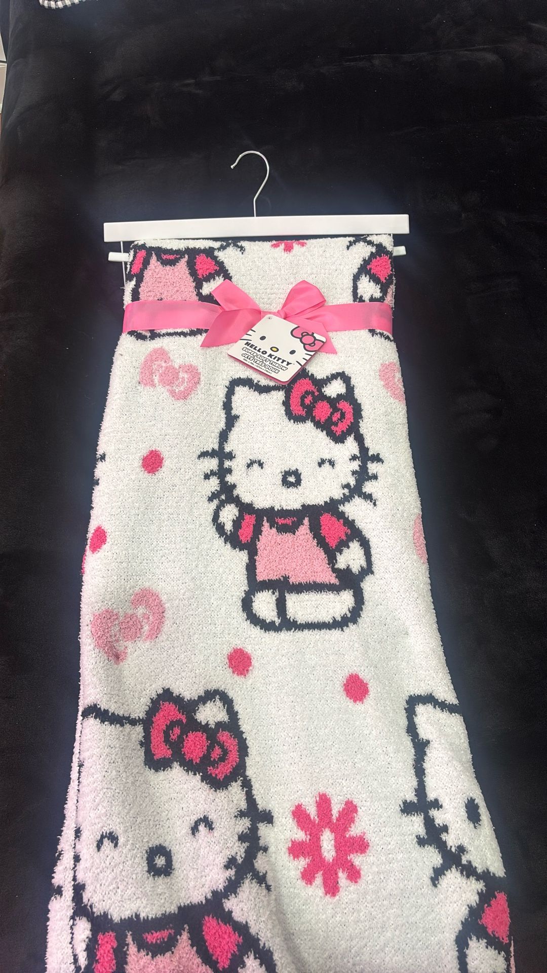 Hello Kitty, blanket