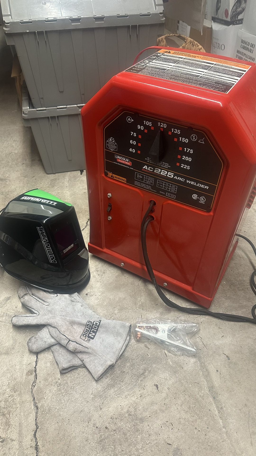 LINCOLN 225 arc welder