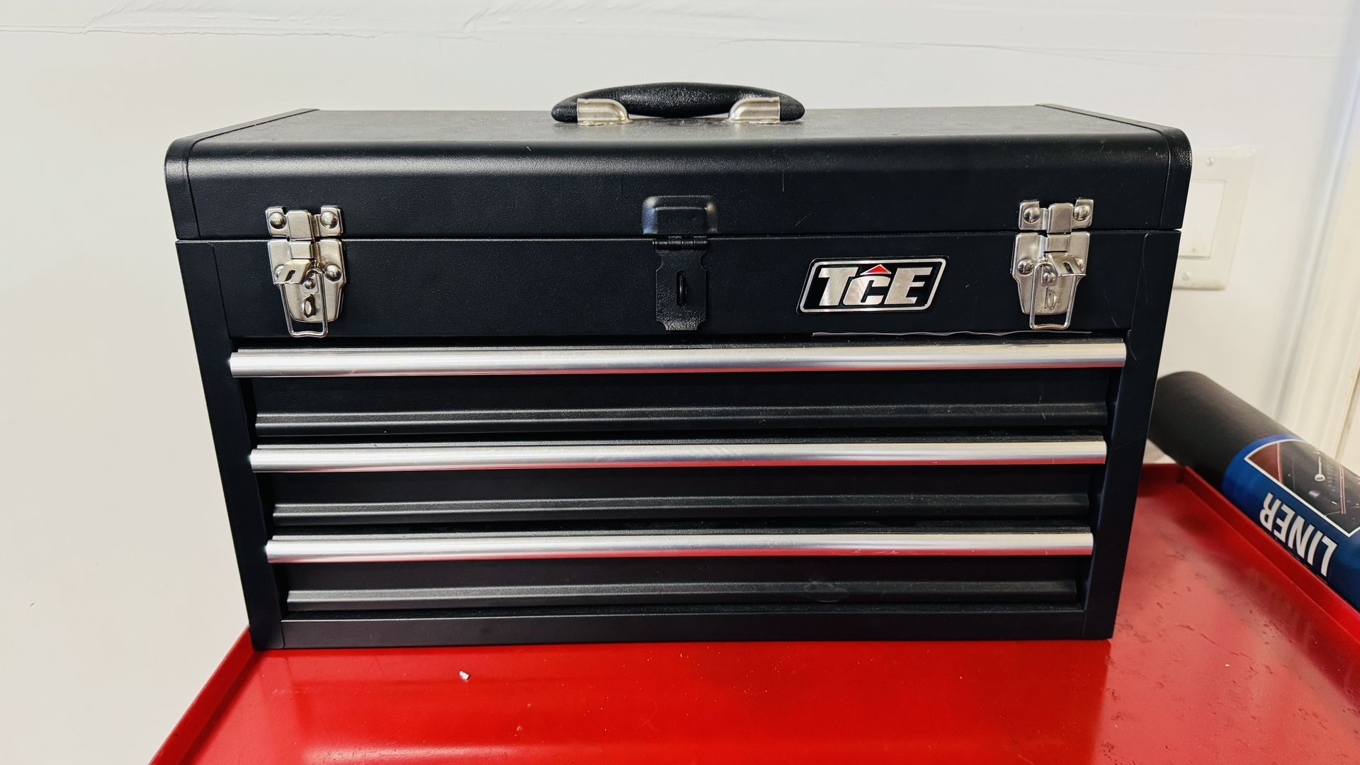 3 Drawer Metal Tool Box $50