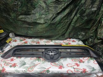 2014-21 Toyota 4Runner Grill