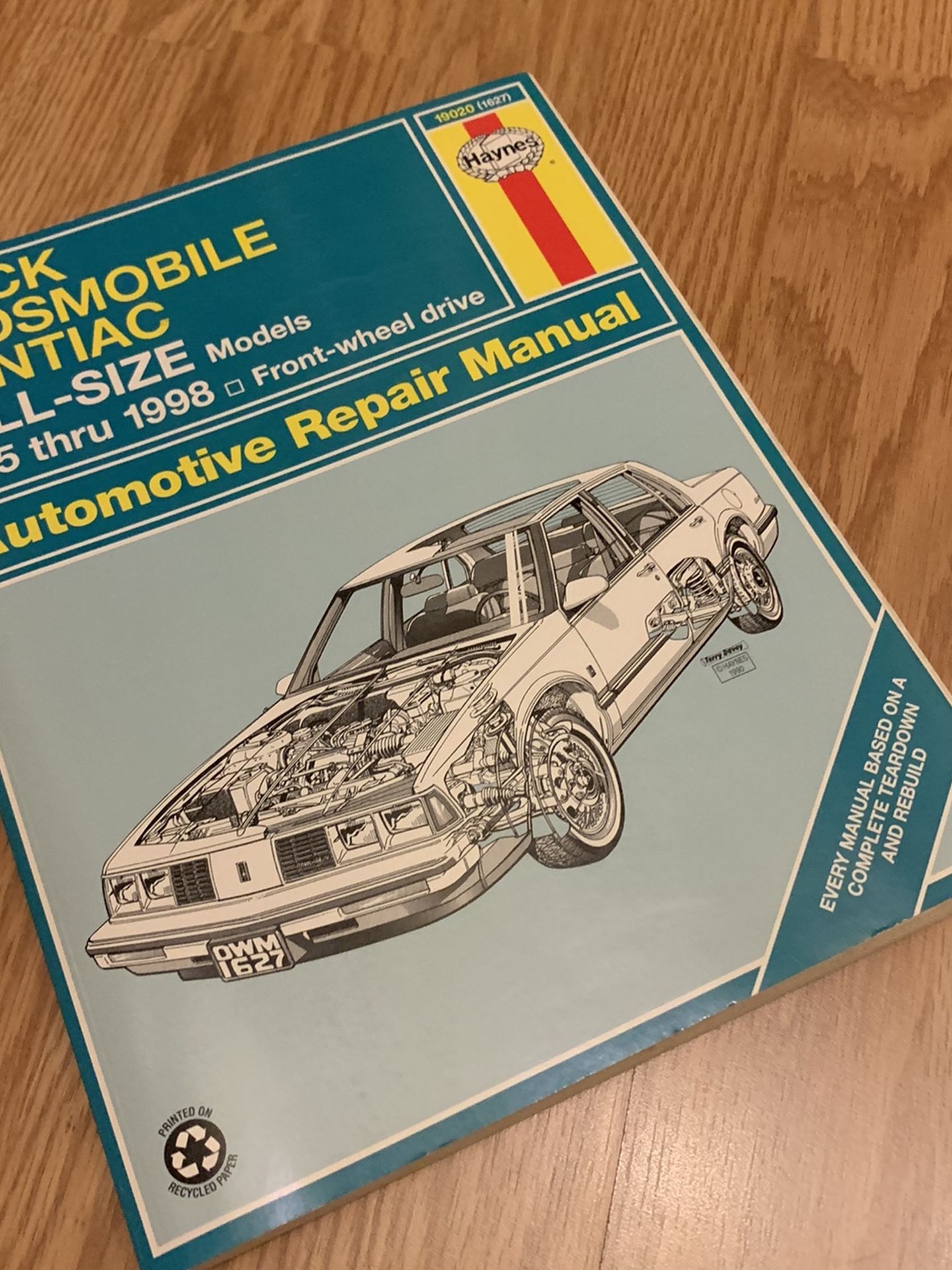 Buick Oldsmobile Pontiac Full Size Models —book
