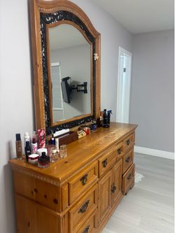 Dresser solid wood