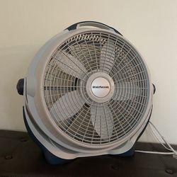 Lasko windmachine 20" fan 