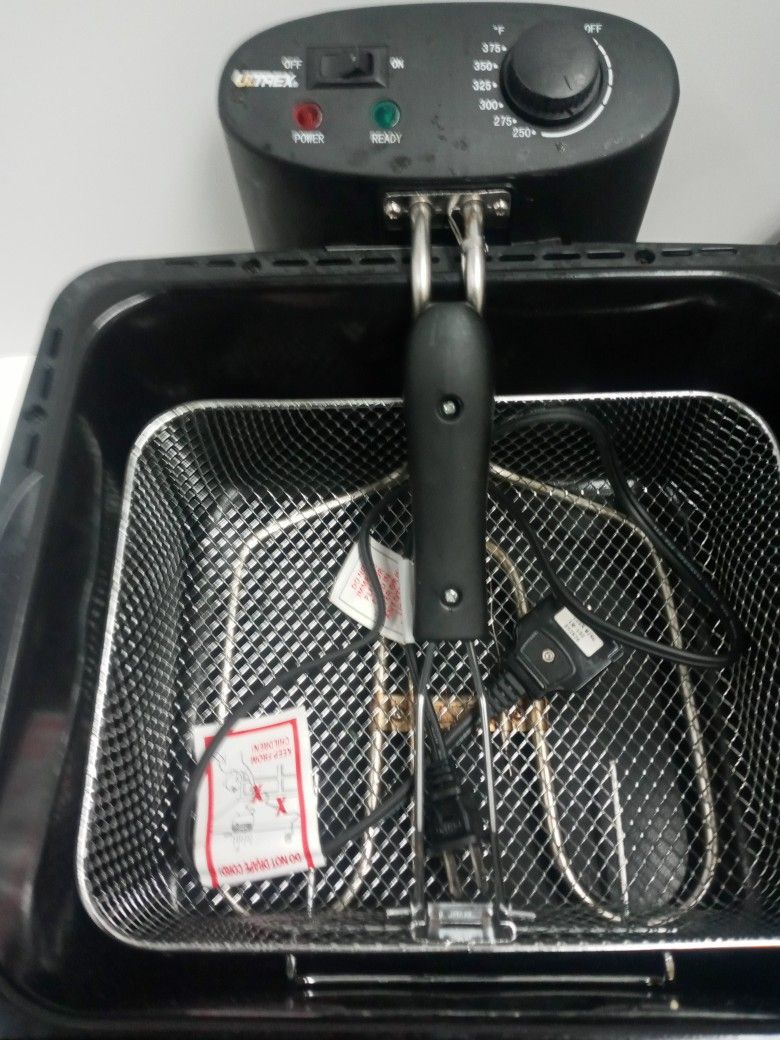 DEEP FRYER