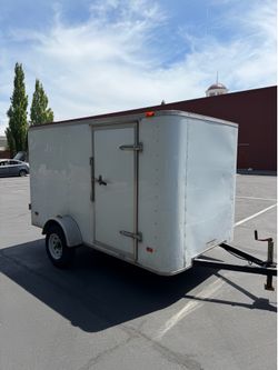 2012 pace 6 x 10 enclosed cargo trailer