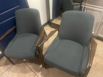 2 Chairs