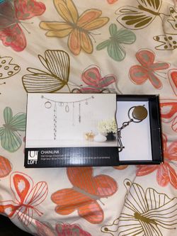 Jewelry holder