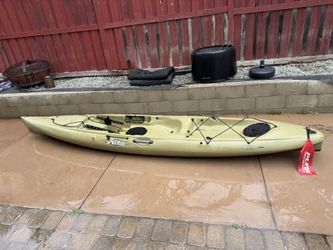 Hobie Quest 13 paddle kayak