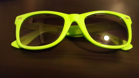 Unmarked Green Frame Sunglasses